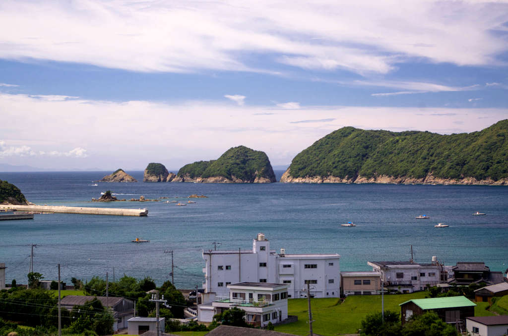 衣奈漁港