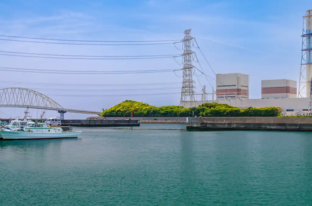 日高港