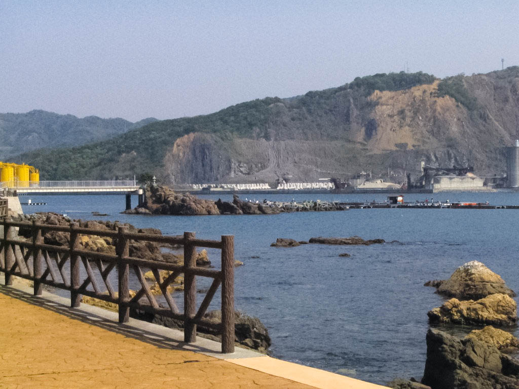 由良海釣り公園周辺